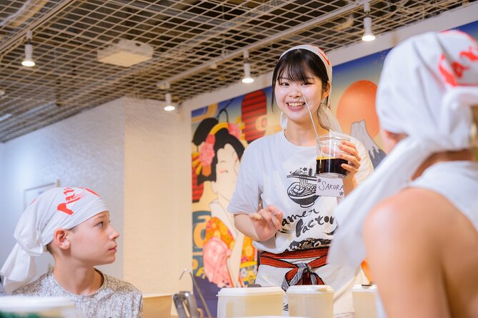 Ramen Cooking Class at Ramen Factory in Mt.Fuji - Building the chicken topping, or choosing tofu