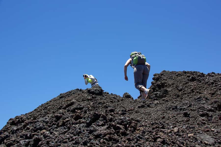 Réunion: Piton de la Fournaise Volcano off trail Hike - Crossing the Fouqué Enclosure on foot