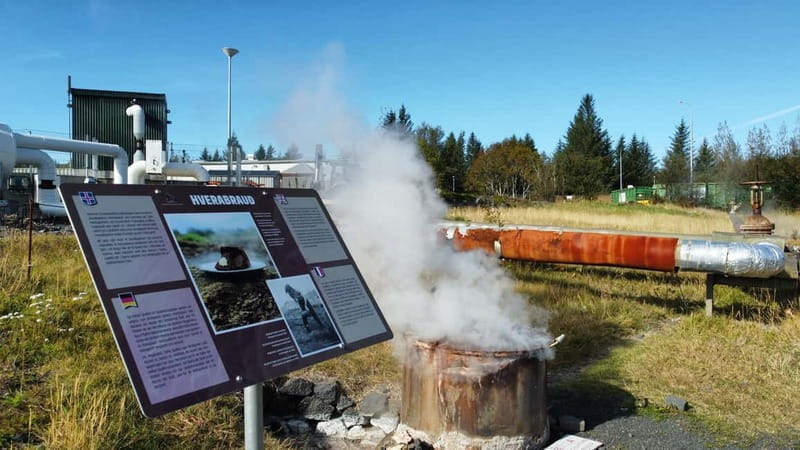 Reykjavík: Golden Circle, 2 Geysers & Geothermal Bakery Tour - Hveragerði: hot springs and bread from the ground