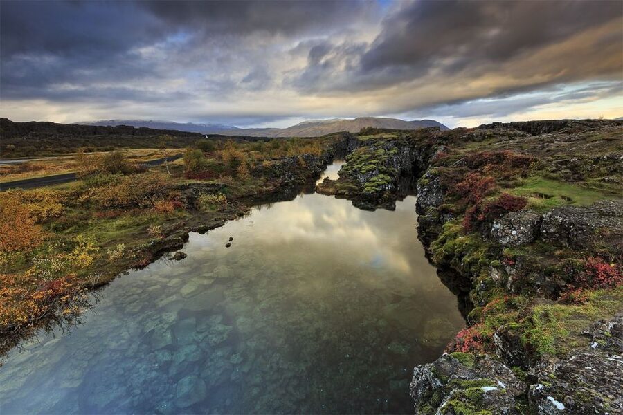 Reykjavík: Golden Circle, Bruarfoss, and Kerid Crater Tour - Kerid Crater and its strong color contrast