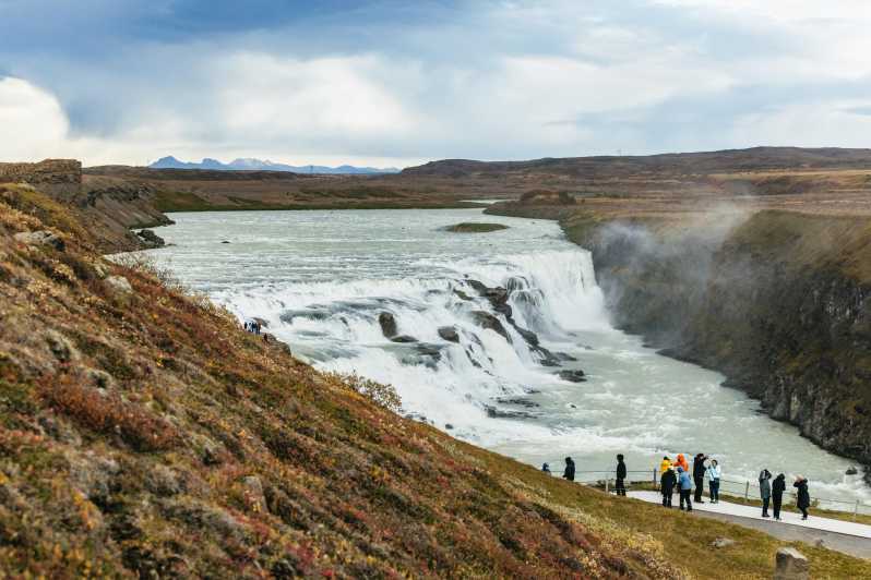 Reykjavik: Golden Circle, Kerid, and Fridheimar Minibus Tour - Key points to know before you book