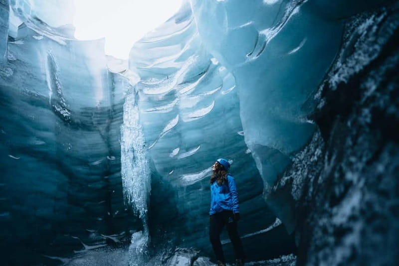 Reykjavik: Katla Ice Cave & South Coast Tour - Seljalandsfoss closes the sightseeing route