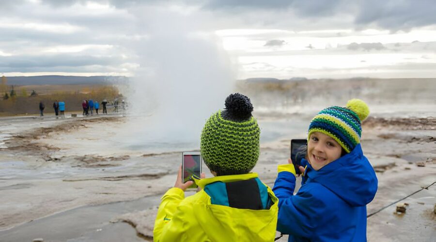 Reykjavík: Private Golden Circle Tour with Kerid Crater - What the private format is worth at $468