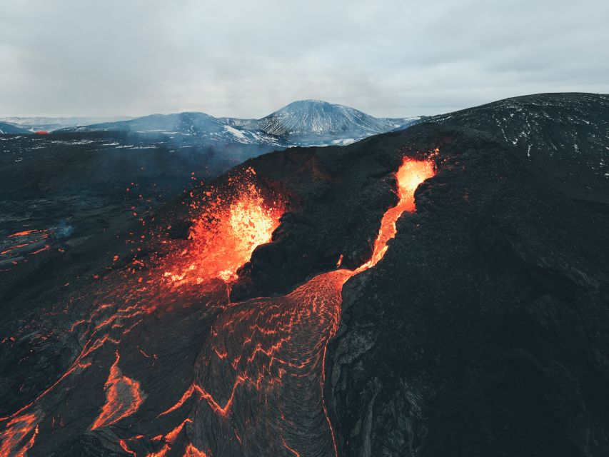 Reykjavík: Volcano Eruption Site and Reykjanes Hiking Tour - Key points to know before booking