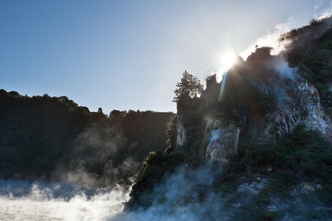 Rotorua based Small Group Morning Tour Waimangu and Wai O Tapu - Why this Rotorua morning works so well