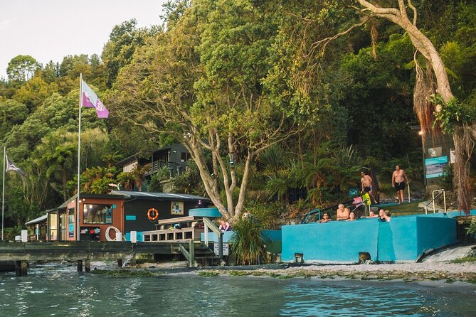 Rotorua: Daytime Scenic Lake Rotoiti Kayak Tour - Why Lake Rotoiti makes a good half-day outing
