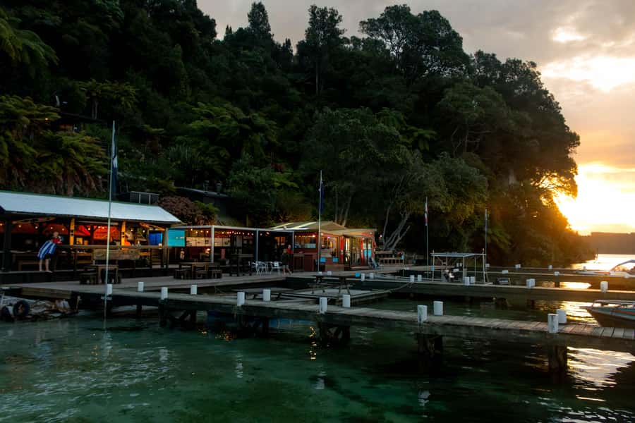 Rotorua: Evening Starlight Gourmet Kayak Tour with dinner - Setting off from Otaramarae Boat Launch