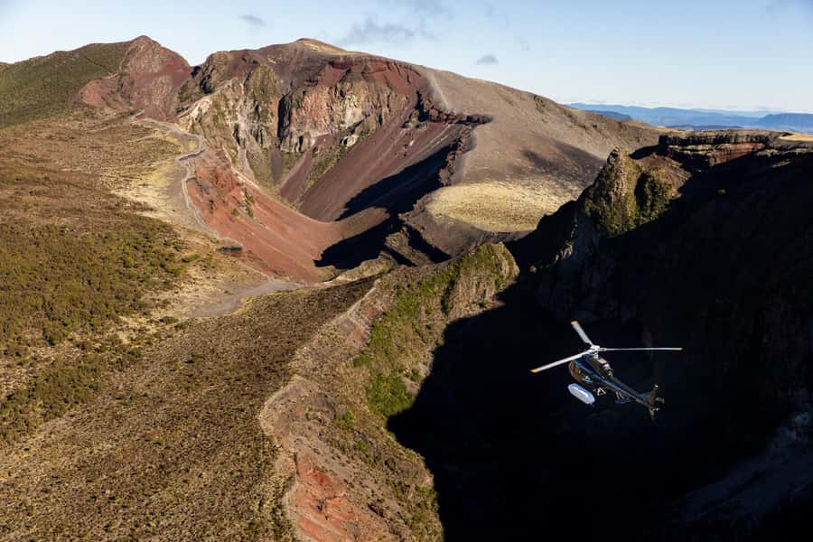 Rotorua: Helicopter Flight and Guided Walk on Mt Tarawera - The first 10 minutes: an aerial view of Mt Tarawera