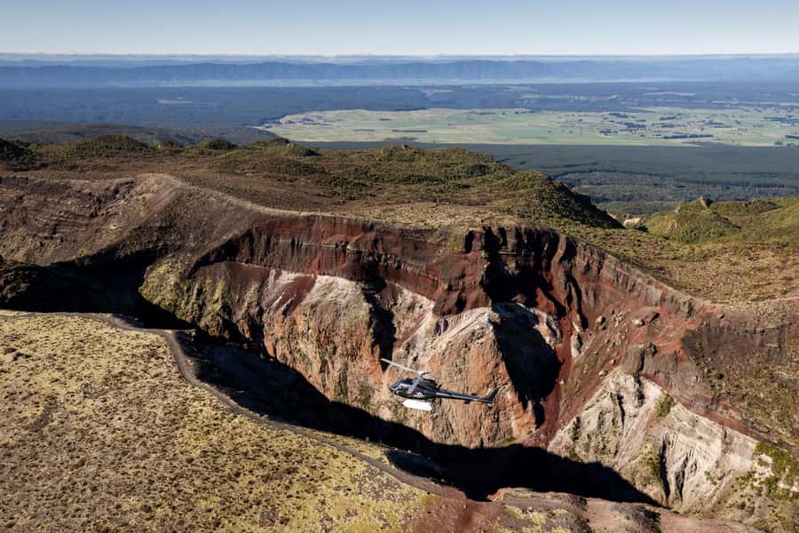 Rotorua: Helicopter Flight and Guided Walk on Mt Tarawera - The 20-minute guided walk on Mt Tarawera