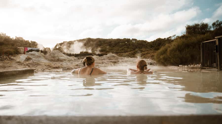 Rotorua: Hells Gate Outdoor Mud Bath & Spa Experience - The hot pools and the included cool plunge