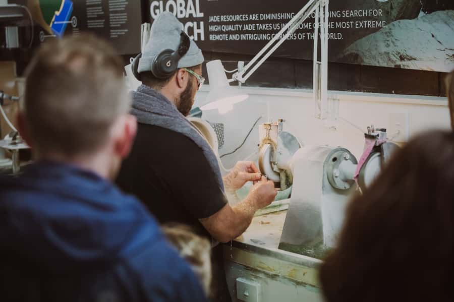 Rotorua: Jade Carving Experience at a Local Studio - Key points before you book