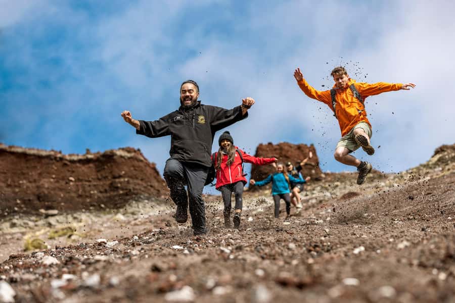 Rotorua: Mount Tarawera Volcanic Crater Half-Day Guided Walk - The summit and its 360-degree view