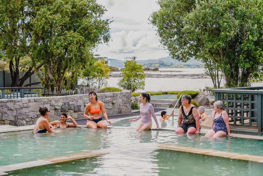 Rotorua: Polynesian Spa Pavilion Hot Pool Bathing (12+ yrs) - The foot reflexology walk is worth trying once