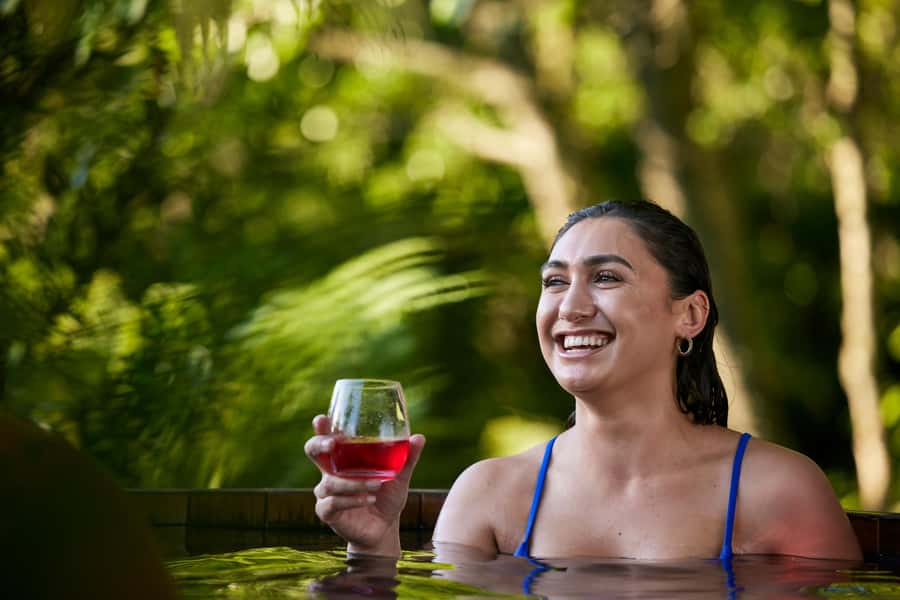 Rotorua: Secret Spot Hot Tubs - Daytime birds or nighttime forest sounds