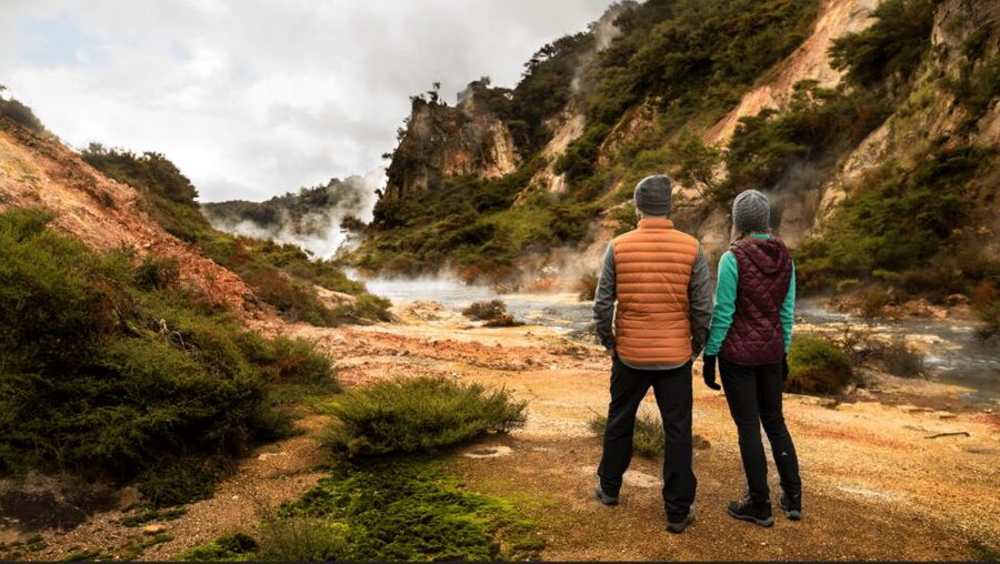Rotorua: Waimangu Volcanic Valley Ticket & Self-Guided Walk - Frying Pan Lake and the steaming valley floor
