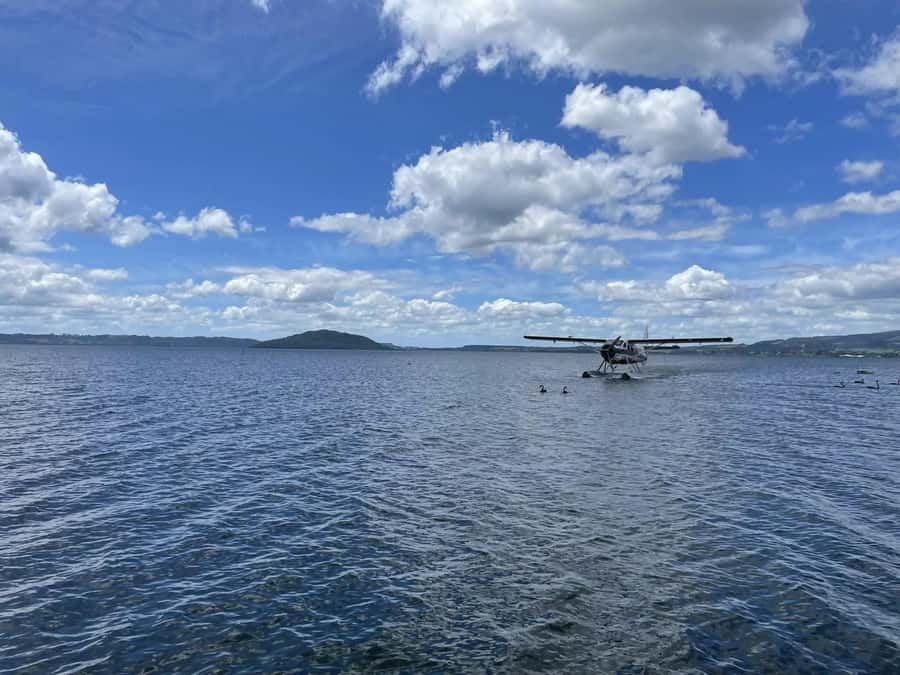 Rotorua: White Island, Mount Tarawera & Waimangu Volcanic … - Why this flight gives you a different Rotorua view