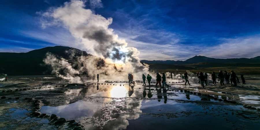 San Pedro de Atacama: El Tatio Geyser Field and Wetlands - Breakfast in the high Altiplano