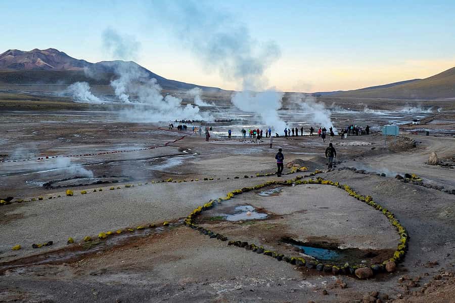 San Pedro de Atacama: Saver Pack Tatio Geysers + Moon Valley - The freezing ride to El Tatio