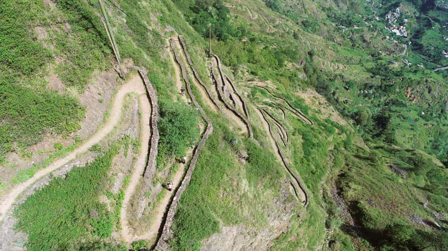 Santo Antão: Hiking Cova Volcano Crater to Ribeira Paúl - Learning about grogue at a traditional distillery