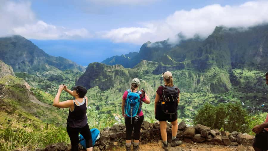 Santo Antão: Hiking Cova Volcano Crater to Ribeira Paúl - Who will enjoy this Santo Antão hike most