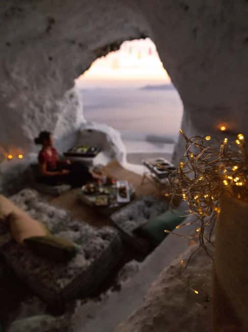 Santorini: Caldera Cave Hike and Dinner - Practical tips for a smoother evening