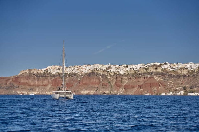 Santorini: Caldera Classic Catamaran Cruise w/ Meal & Drinks - Comfort, crew service, and the group atmosphere
