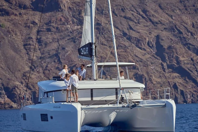 Santorini: Caldera Classic Catamaran Cruise w/ Meal & Drinks - Morning or evening: choose the right version