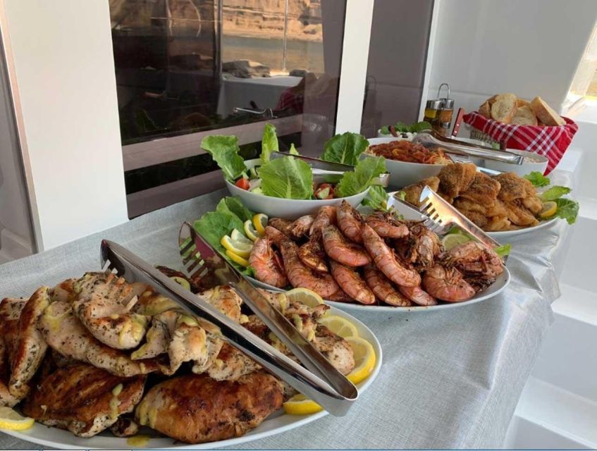 Santorini: Caldera Cruise with Greek Meal and Transfer - Why the caldera is best seen from the sea
