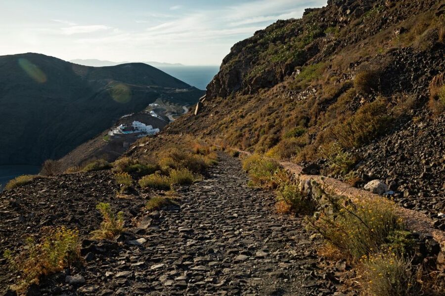 Santorini: Caldera Hike from Fira to Oia - Dirt trails, hills, and the need for the right pace
