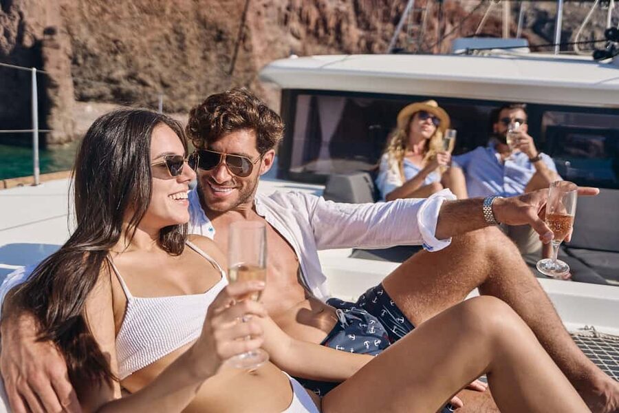 Santorini: Caldera Luxury Catamaran Cruise w/ Meal & Drinks - Key points to know before you book