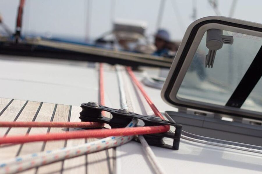 Santorini Caldera: Morning Sailing Cruise with Meal - Lunch beside the volcanic islands