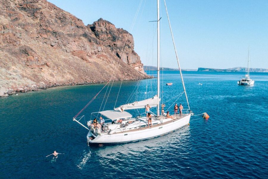 Santorini Caldera: Morning Sailing Cruise with Meal - Who will enjoy this cruise most