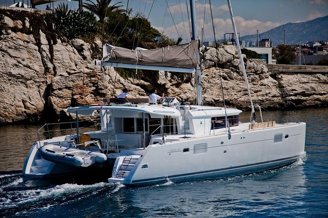 Santorini Caldera Sailing Tour with BBQ Lunch and Drinks - Day sailing or sunset sailing?