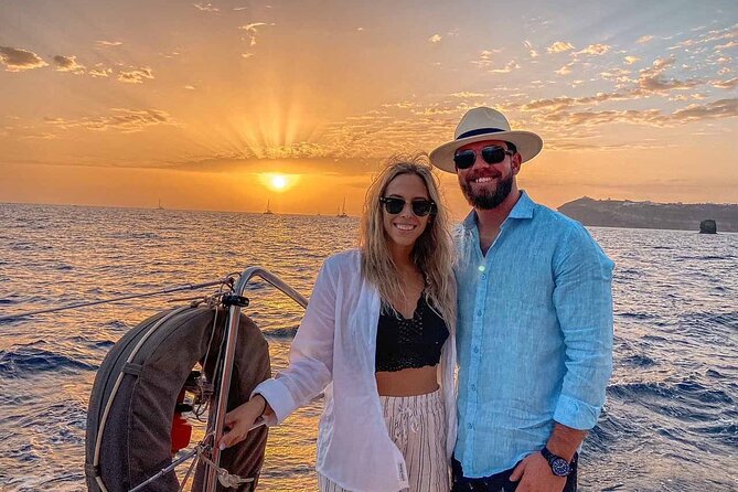 Santorini Catamaran Cruise with Greek Meal, Open-Bar and Sunset - Palea Kameni and the volcanic hot springs