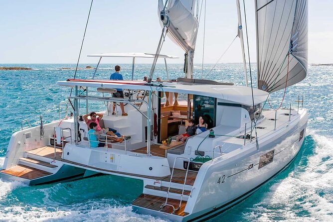 Santorini Catamaran Cruise with Greek Meal, Open-Bar and Sunset - Choosing morning or sunset