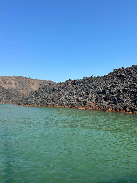 Santorini:Cruises with Catamaran around the Volcanic Island. - Should you book it?