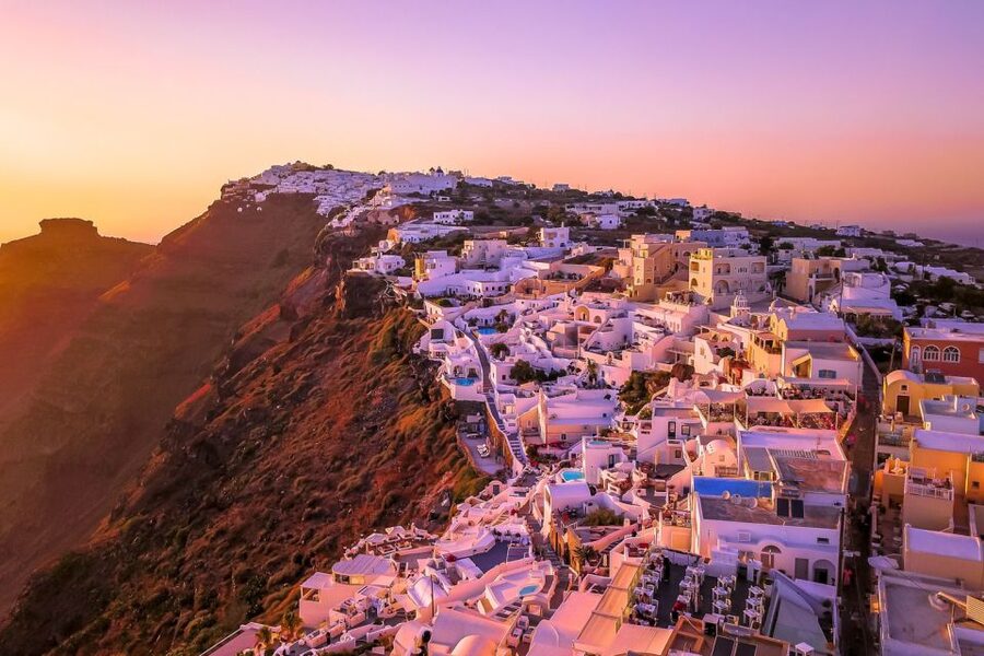 Santorini Island Bus Tour and Caldera Sunset Cruise - What the guides add to a long schedule