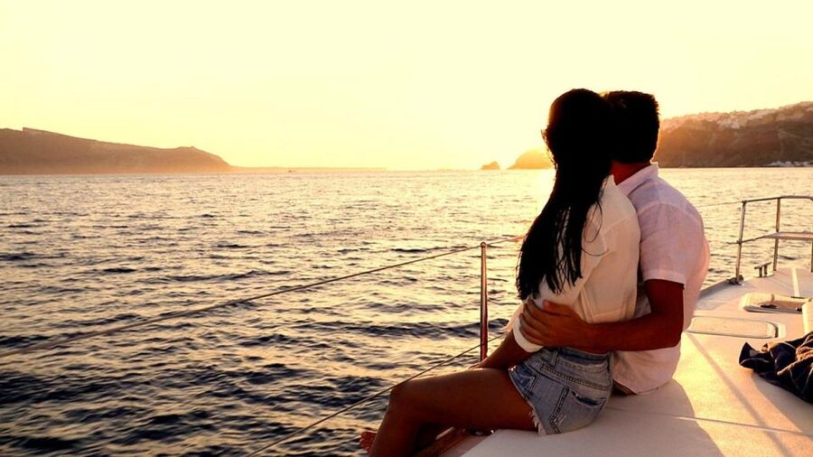Santorini: Luxury Caldera Cruise with Full Greek Meal - Swimming at Nea Kameni’s warm springs
