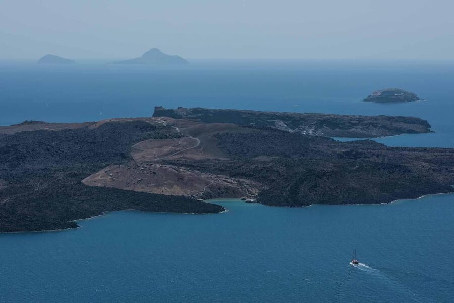Santorini Port: 3 Hour Cruise to Volcano and Hot Springs - How much value do you get for $35?