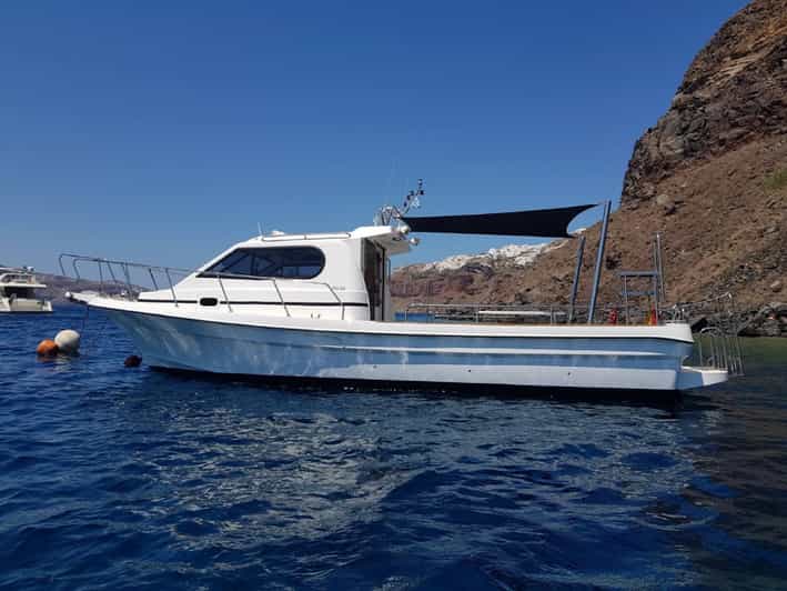 Santorini: Private Motorboat Cruise and Volcano Hike - Why this private Caldera cruise works