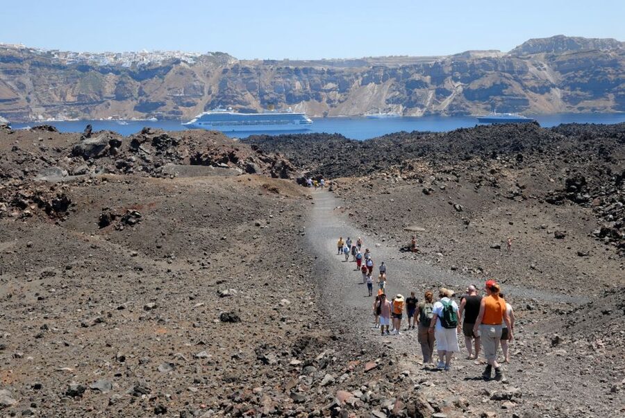 Santorini: Thirassia Islands and Volcano Guided Cruise - Seeing Santorini from the water