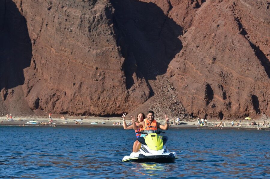 Santorini:Volcanic Beaches Cruise With Jet Ski - The $400 price and what you receive