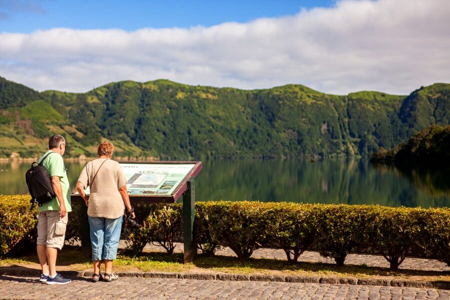 Sao Miguel: Jeep Tour to Sete Cidades & Lagoa do Fogo - Salto do Cabrito adds a waterfall finish