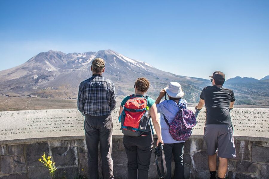 Seattle: Mt. St. Helens National Monument Small Group Tour - Lunch and the Hummocks Trail area