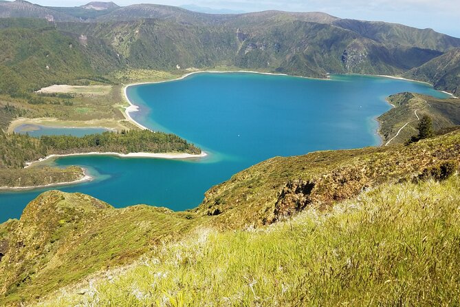 Sete Cidades / Lagoa do Fogo - Full Day Tour - Pico do Carvão and the road toward Sete Cidades