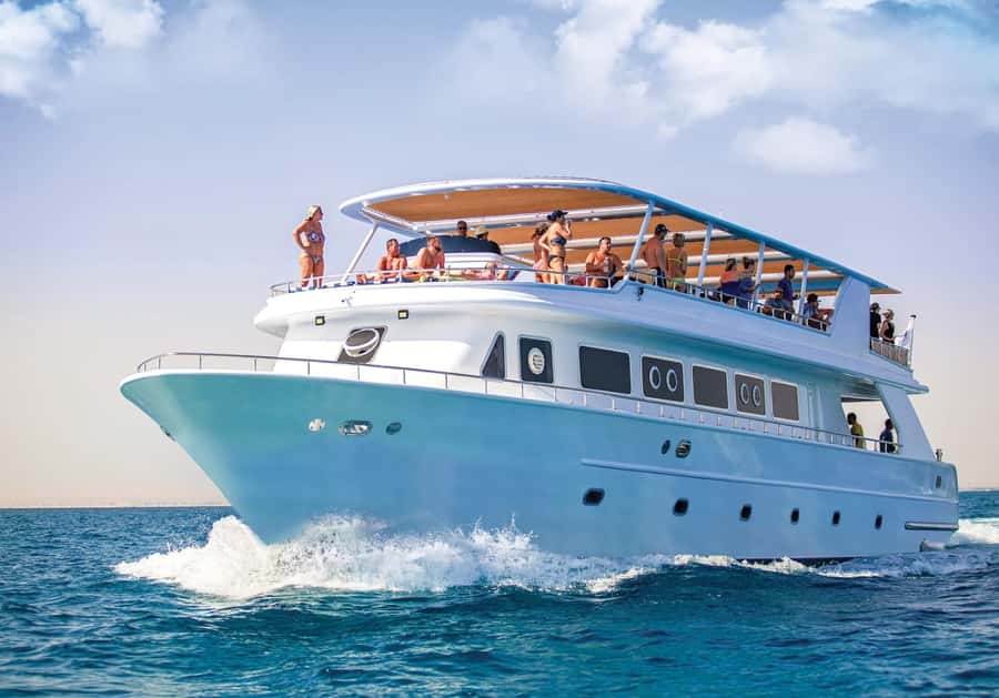 Sharm El-Sheikh: Luxury Ras Mohammed & White Island Cruise - Two snorkeling stops, two chances to see the reef