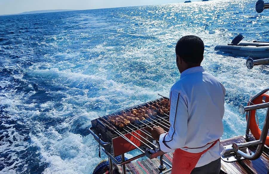 Sharm el-Sheikh: Premium Ras Mohammed & White Island Cruise - Key points before you book