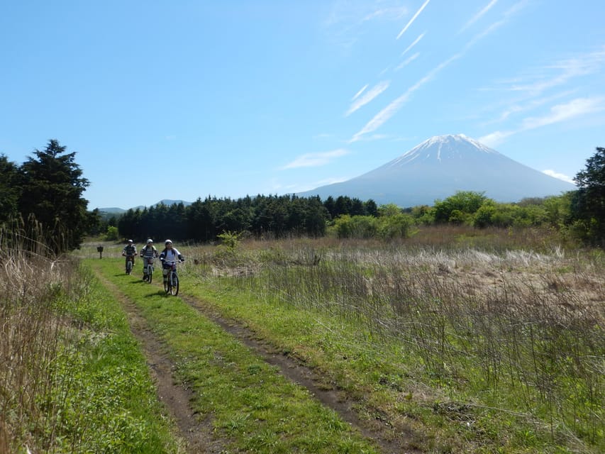 Shizuoka : Private Adventure E-bike Tour around Mt Fuji - Getting comfortable on the e-bike at Asagiri Kogen