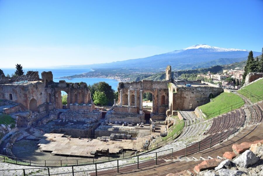 Sicily: Etna Volcano & Taormina Tour - Guides, drivers, and the long road