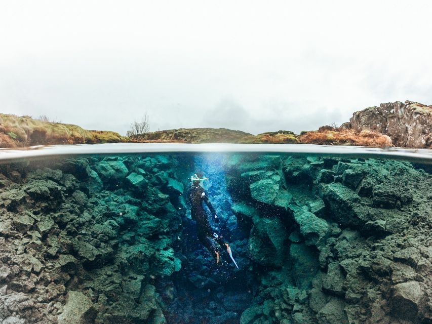 Silfra: Leidarendi Lava Caving & Snorkeling Tour with Photos - What the Silfra swim actually offers